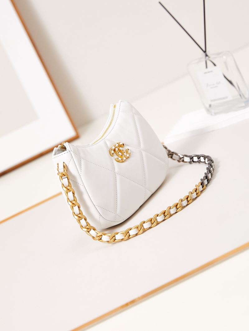 Ch**el hobo bags